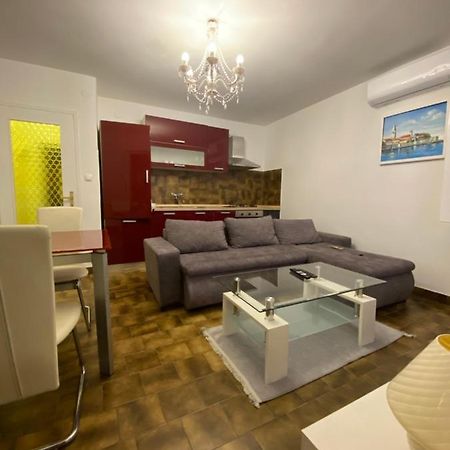 Apartament Apartman Nela Poreč Zewnętrze zdjęcie